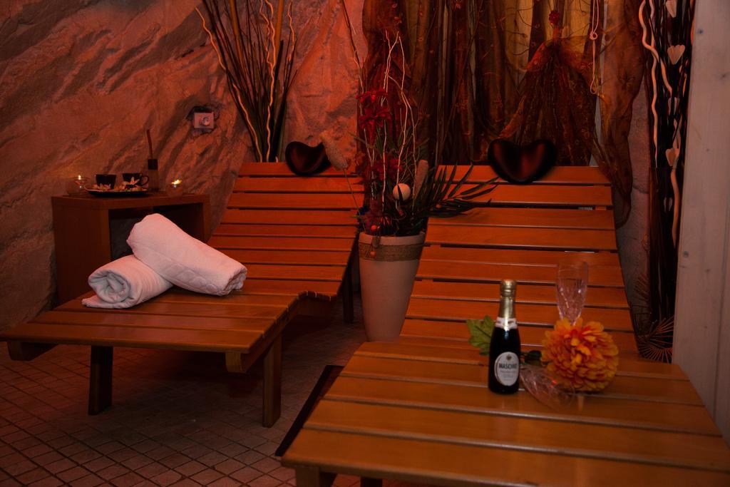 Relais San Pietro Hotel Rome Exterior photo
